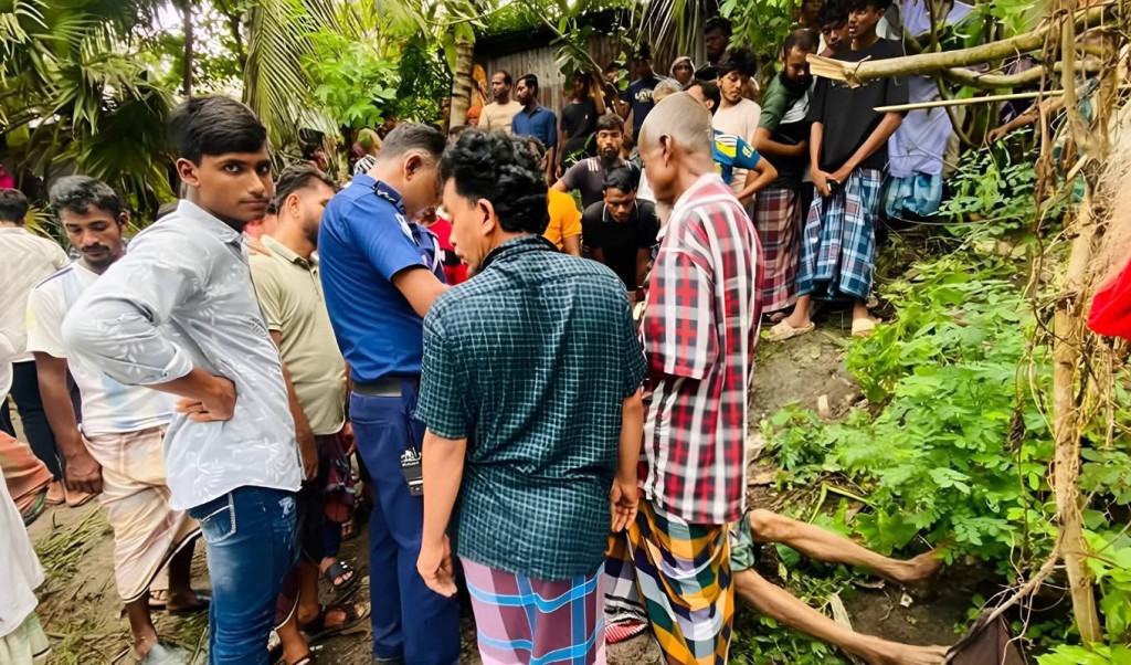 কুমিল্লায় বৃদ্ধের মরদেহ উদ্ধার আটক ১ 1747811095 কুমিল্লায় বৃদ্ধের মরদেহ উদ্ধার, আটক ১
