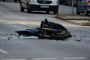 কুমিল্লায় সড়ক দুর্ঘটনায় প্রাণ গেলো দুই মোটরসাইকেল আরোহীর