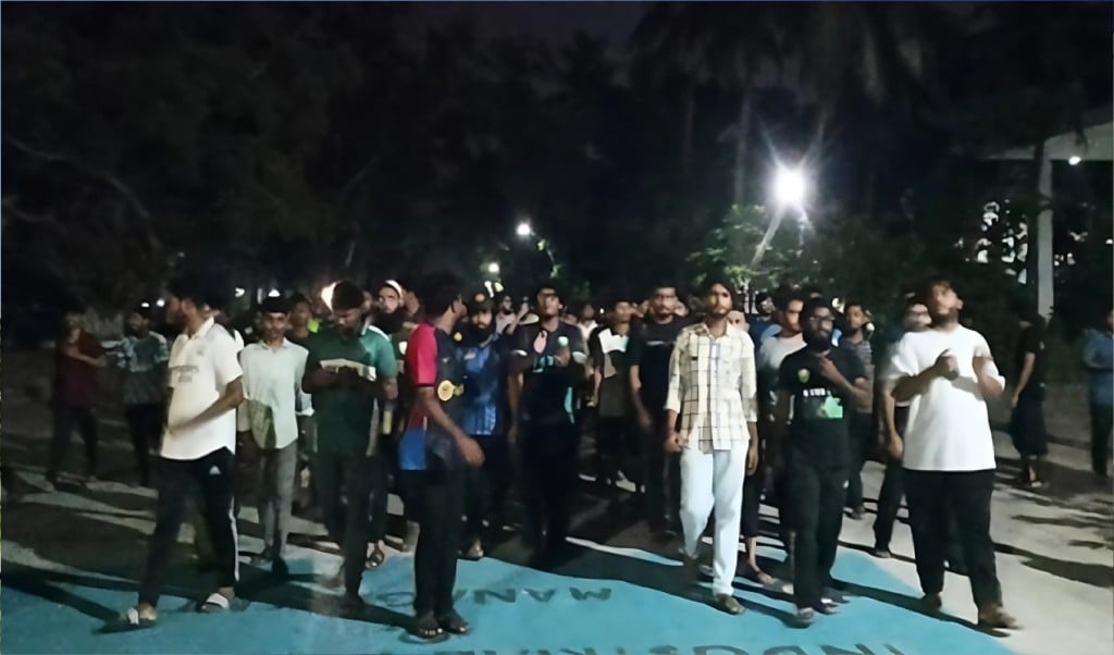 কুয়েটে ৩৭ শিক্ষার্থীকে শোকজের প্রতিবাদে বিক্ষোভ 1747114480 কুয়েটে ৩৭ শিক্ষার্থীকে শোকজের প্রতিবাদে বিক্ষোভ