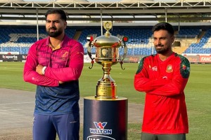 টস হেরে ব্যাটিংয়ে বাংলাদেশ