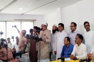 রাজনৈতিক দল নিষিদ্ধ করার মাধ্যমে কখনো কোনো সমস্যার সমাধান হয় না: গয়েশ্বর