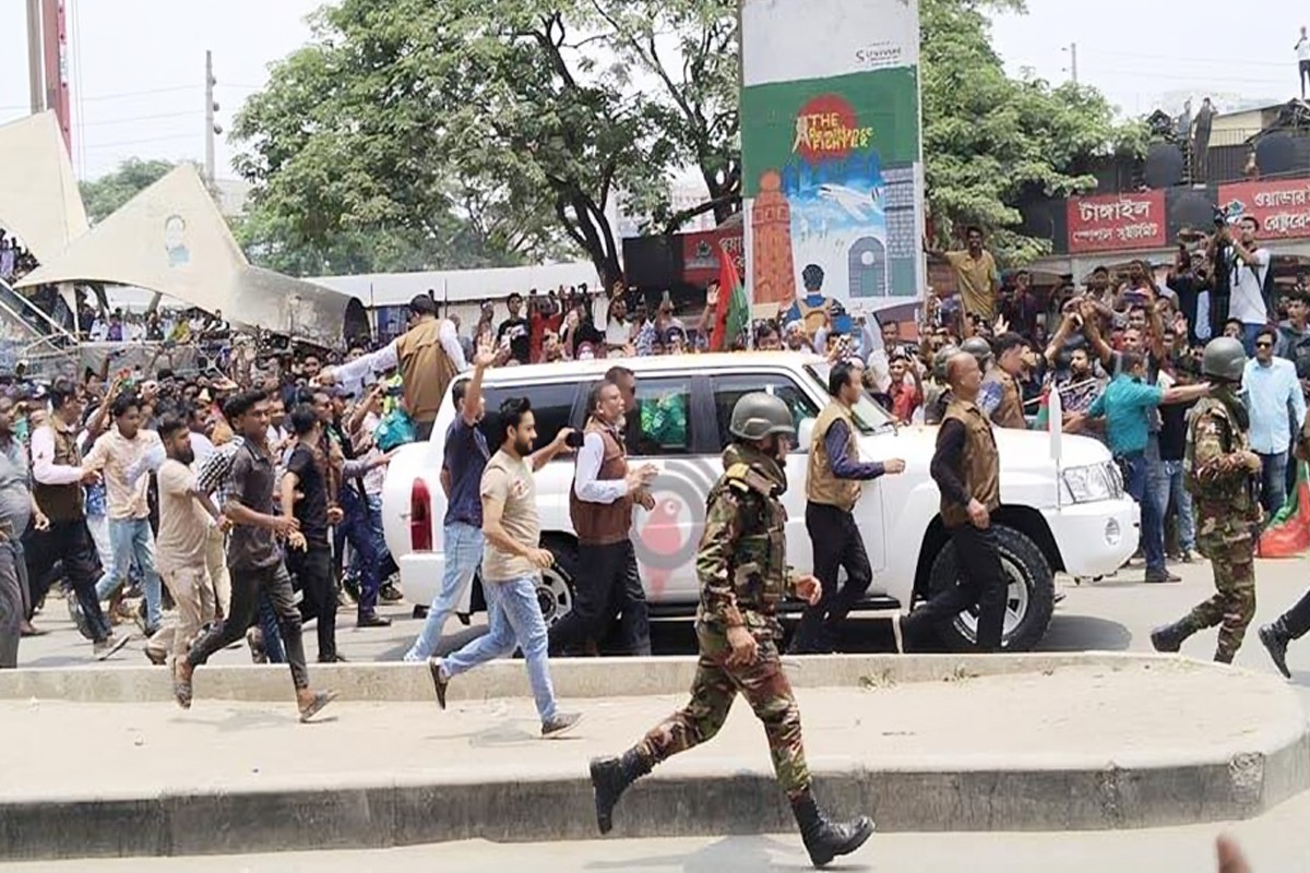 গুলশানের বাসভবন ফিরোজার পথে খালেদা জিয়া