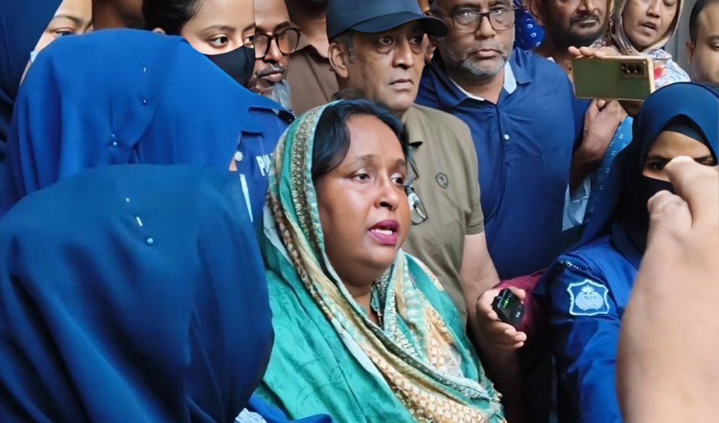 আরও দুই মামলায় গ্রেপ্তার দেখানো হলো আইভীকে 3 গ্রেপ্তার দেখানো হলো আইভীকে 1747469587 আরও দুই মামলায় গ্রেপ্তার দেখানো হলো আইভীকে