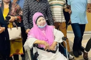 চার মাস পর দেশে ফিরছেন খালেদা জিয়া, মঙ্গলবার সকাল সাড়ে ১০টায় অবতরণ