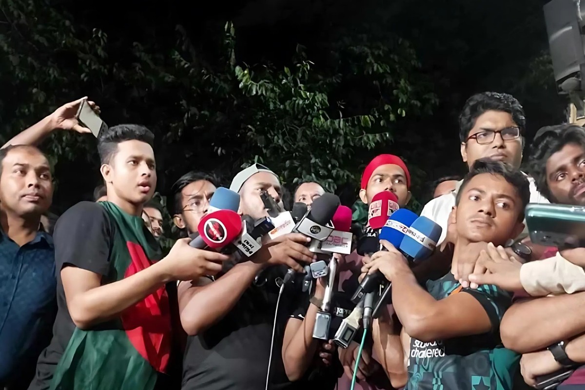 জবি শিক্ষার্থীদের আন্দোলন চালিয়ে যাওয়ার ঘোষণা