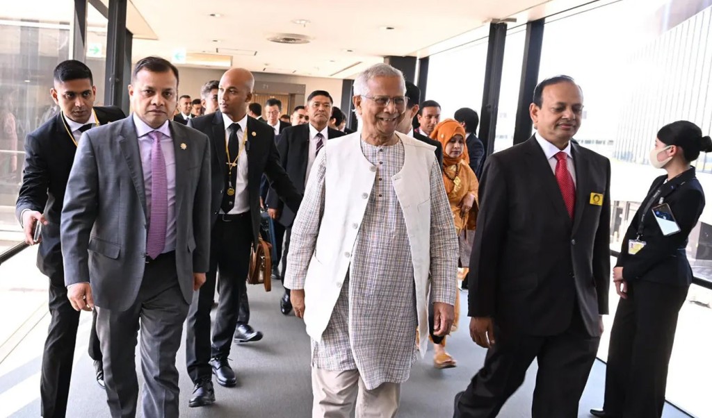 জাপান পৌঁছেছেন প্রধান উপদেষ্টা 1748413032 জাপান পৌঁছেছেন প্রধান উপদেষ্টা