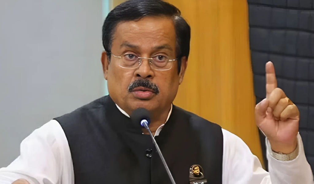 জাহাঙ্গীর কবির নানক ও তাঁর স্ত্রী কন্যাসহ ১১ জনের দেশত্যাগে নিষেধাজ্ঞা 1747231083 জাহাঙ্গীর কবির নানক ও তাঁর স্ত্রী-কন্যাসহ ১১ জনের দেশত্যাগে নিষেধাজ্ঞা