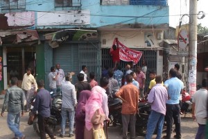 ২৪ ঘণ্টার মধ্যেই দখলকৃত আওয়ামী লীগ অফিস ছাড়লো জুলাই যুদ্ধারা