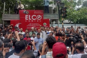 দাবি আদায় না হওয়া পর্যন্ত জবি ‘শাটডাউন’ ঘোষণা