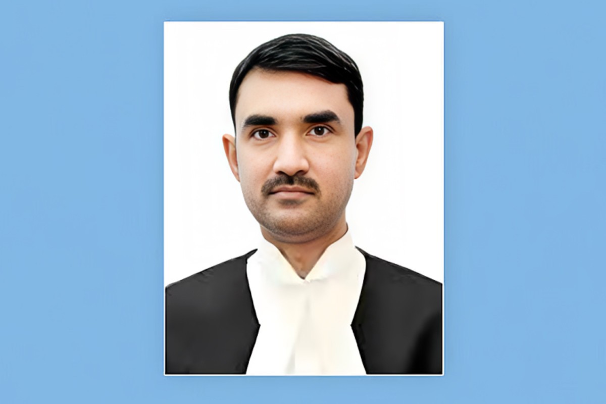 বিচারপতি খোন্দকার দিলীরুজ্জামানকে অপসারণ