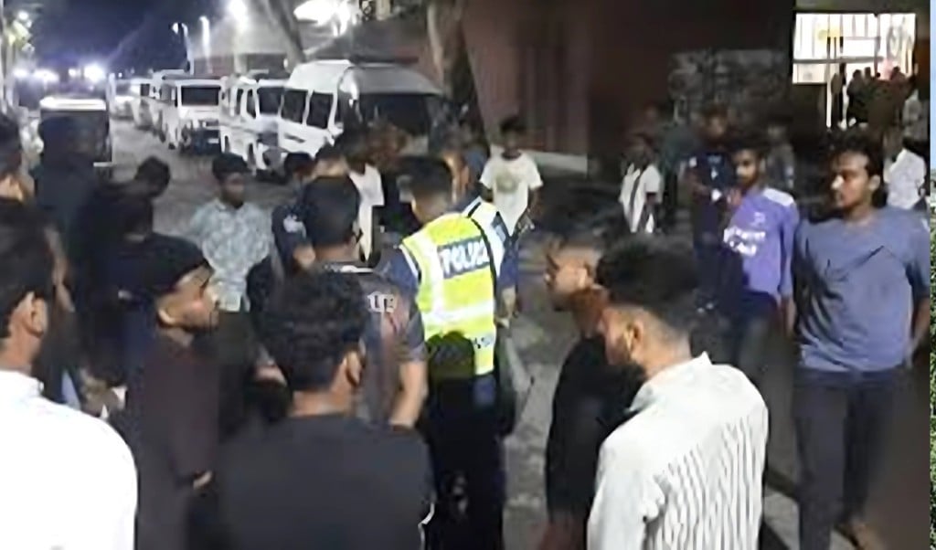 নারায়ণগঞ্জে কিশোর গ্যাংয়ের দুই গ্রুপের সংঘর্ষ নিহত ১ 1746330334 নারায়ণগঞ্জে কিশোর গ্যাংয়ের দুই গ্রুপের সংঘর্ষ, নিহত ১
