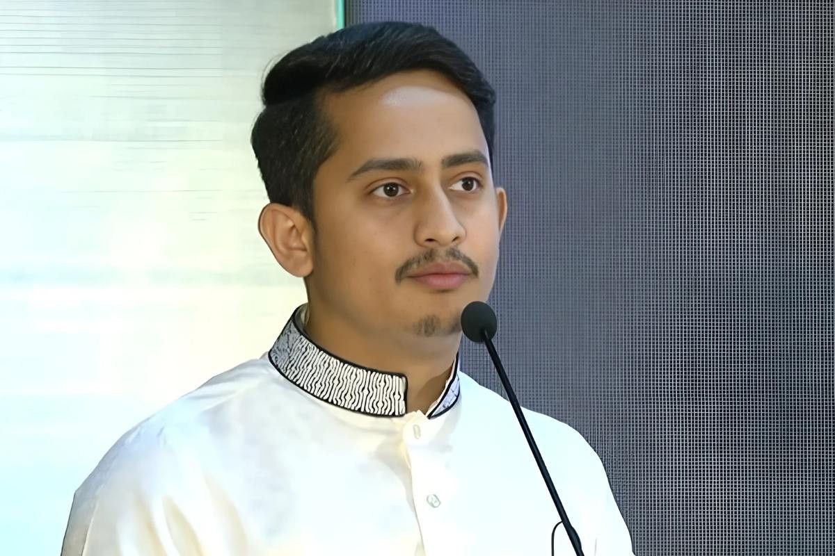 নির্বাচনের সঙ্গে গণহত্যা ও শেখ হাসিনার বিচারের রোডম্যাপ চান