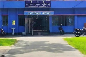 নোয়াখালীতে নারীকে গলাকেটে হত্যা