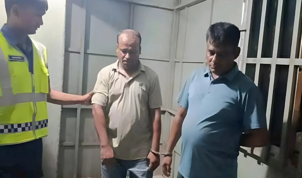 পটুয়াখালীতে দুই ভুয়া র‌্যাব আটক 1747199525 পটুয়াখালীতে দুই ভুয়া র‌্যাব সদস্য আটক