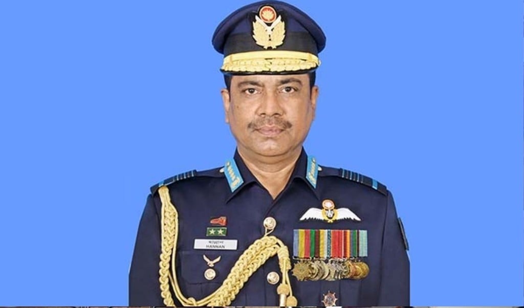 পরিবারসহ বিমান বাহিনীর সাবেক প্রধানের দেশত্যাগে নিষেধাজ্ঞা 1746445367 পরিবারসহ বিমান বাহিনীর সাবেক প্রধানের দেশত্যাগে নিষেধাজ্ঞা