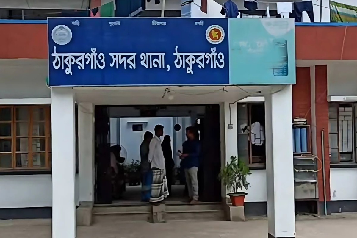 পুলিশের হাত থেকে ১৪ মামলার আসামিকে ছিনিয়ে নিলো যুবদল কর্মীরা