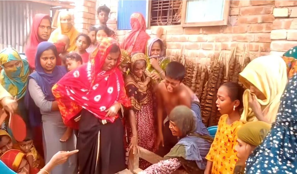 প্রাণ গেলো দুই বোনের 1748417150 ঝিনাইদহে পুকুরে গোসলে নেমে প্রাণ গেলো দুই বোনের