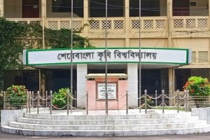 প্রোগ্রামে না যাওয়ায় ছাত্রীদের রুম ছাড়ার হুমকি ছাত্রদল নেত্রীর