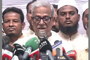 দেড়শ লোক নিয়ে এনসিপি নির্বাচন কমিশনের পদত্যাগের দাবিতে সমাবেশ করেছে: ফারুক