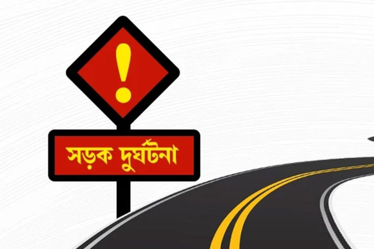 বগুড়ায় পিকআপের ধাক্কায় বাসের হেলপার নিহত