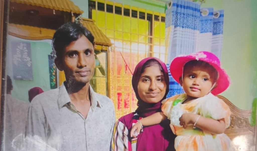 বগুড়ায় যুবককে পিটিয়ে হত্যা অভিযুক্তদের বাড়িতে অগ্নিসংযোগ ও গ্রেপ্তার ৭ 1747063824 বগুড়ায় যুবককে পিটিয়ে হত্যা, অভিযুক্তদের বাড়িতে অগ্নিসংযোগ ও গ্রেপ্তার ৭