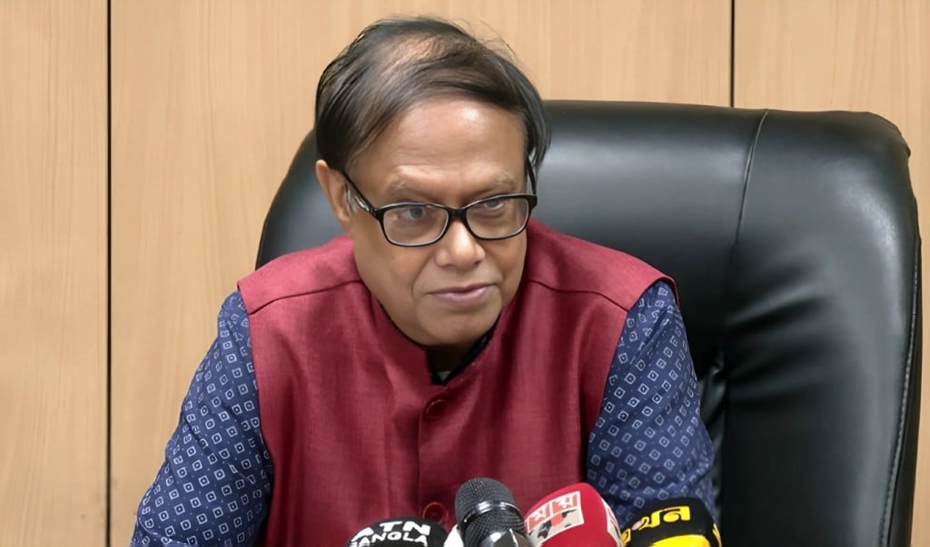 বাংলাদেশ ব্যাংকের গভর্নর 1748339586 দেশ থেকে ১৮-২০ বিলিয়ন ডলার পাচার হয়েছে: গভর্নর