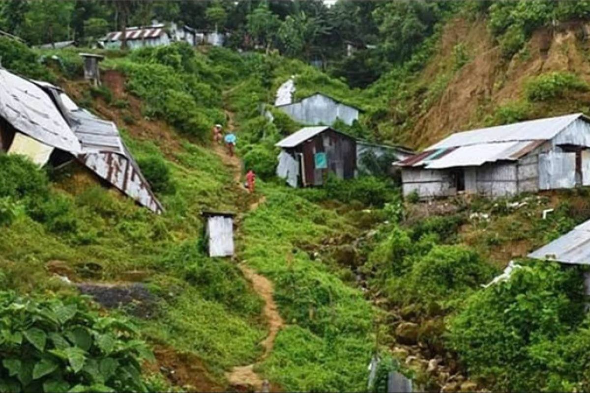 বান্দরবানে মাইকিং করে নিরাপদ স্থানে সরে যেতে নির্দেশ