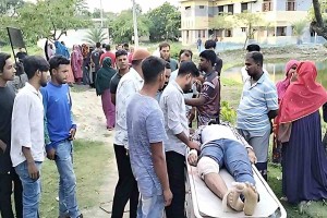বাসে প্রতারকের পানি খেয়ে প্রাণ গেলো সাবেক বিমান কর্মকর্তার