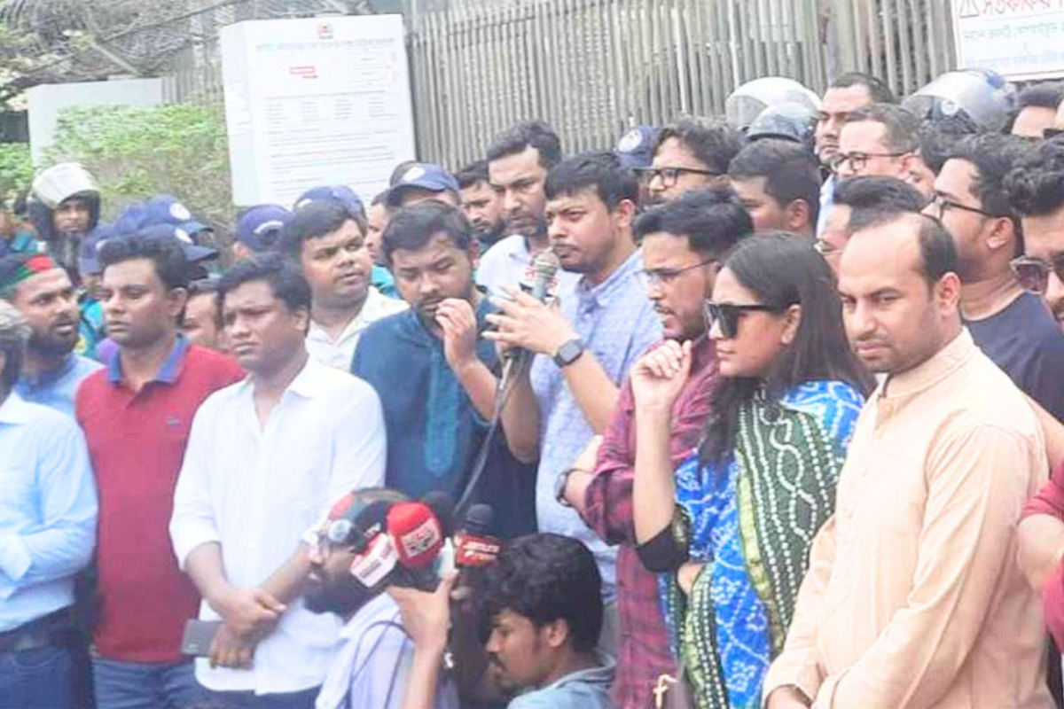 বিএনপিপন্থী উপদেষ্টাদের পদত্যাগ করাতে বাধ্য হবো: নাসিরুদ্দীন পাটওয়ারী