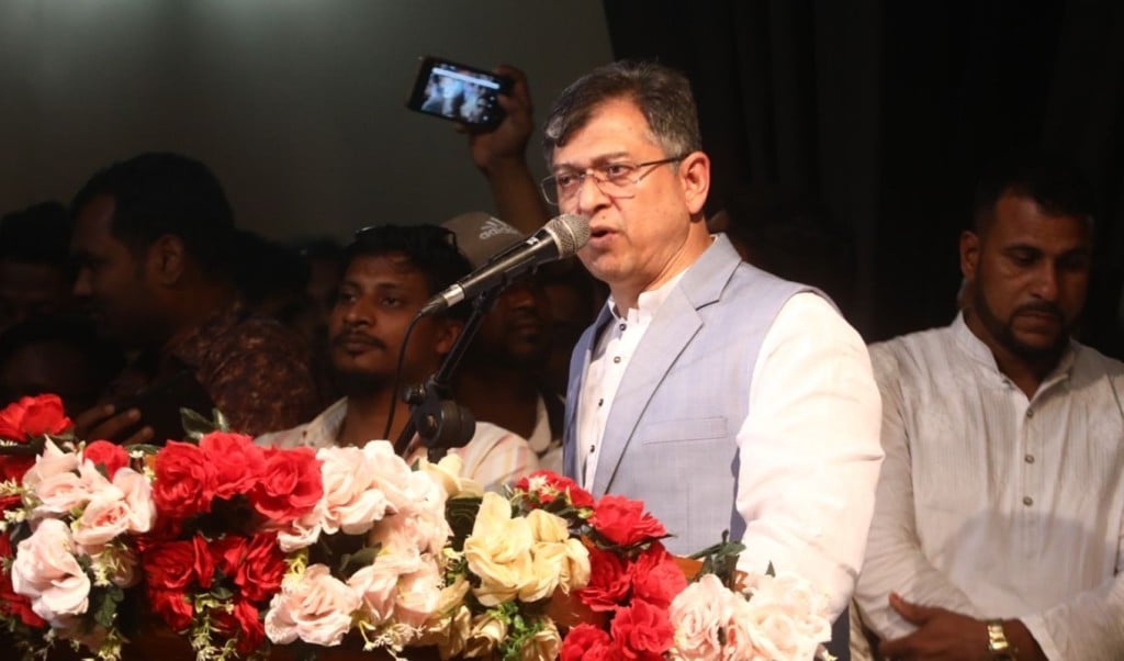 বিএনপির কি এত আকাল পড়েছে যে আওয়ামী লীগ থেকে সদস্য আমদানি করতে হবে 1747668557 ‘বিএনপির কি এত আকাল পড়েছে যে আওয়ামী লীগ থেকে সদস্য আমদানি করতে হবে?’