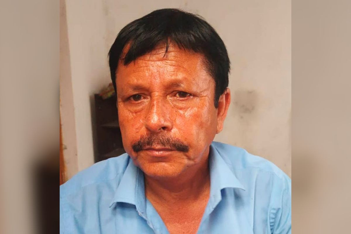 থানায় অভিযোগ দিতে এসে উল্টো নাশকতার ৩ মামলায় আ. লীগ নেতা গ্রেপ্তার