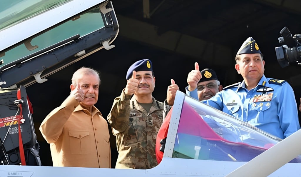 ভারতের আরও একটি যুদ্ধবিমান ভূপাতি দাবি পাকিস্তানের 1747377748 ভারতীয় আরও একটি যুদ্ধবিমান ভূপাতিত: দাবি পাকিস্তানের