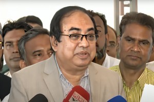 প্রধান উপদেষ্টা ফিরলেই সচিবালয়ে সংকট নিরসনে সিদ্ধান্ত : ভূমি সচিব