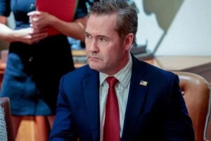 মার্কিন জাতীয় নিরাপত্তা উপদেষ্টা মাইক ওয়াল্টজের পদত্যাগ