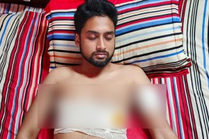 মাদক ব্যবসায় বাধা দেওয়ায় যুবককে কোপানোর অভিযোগ