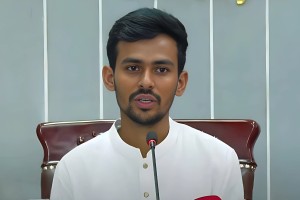 মাহফুজ ভাইয়ের সঙ্গে যা ঘটলো, তাতে হতাশ হয়েছি: উপদেষ্টা আসিফ