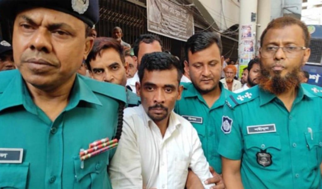 মিল্টন সমাদ্দার ও তাঁর স্ত্রীর জামিন না মঞ্জুর কারাগারে প্রেরণ 1747479612 মিল্টন সমাদ্দার ও তাঁর স্ত্রীর জামিন না মঞ্জুর, কারাগারে প্রেরণ