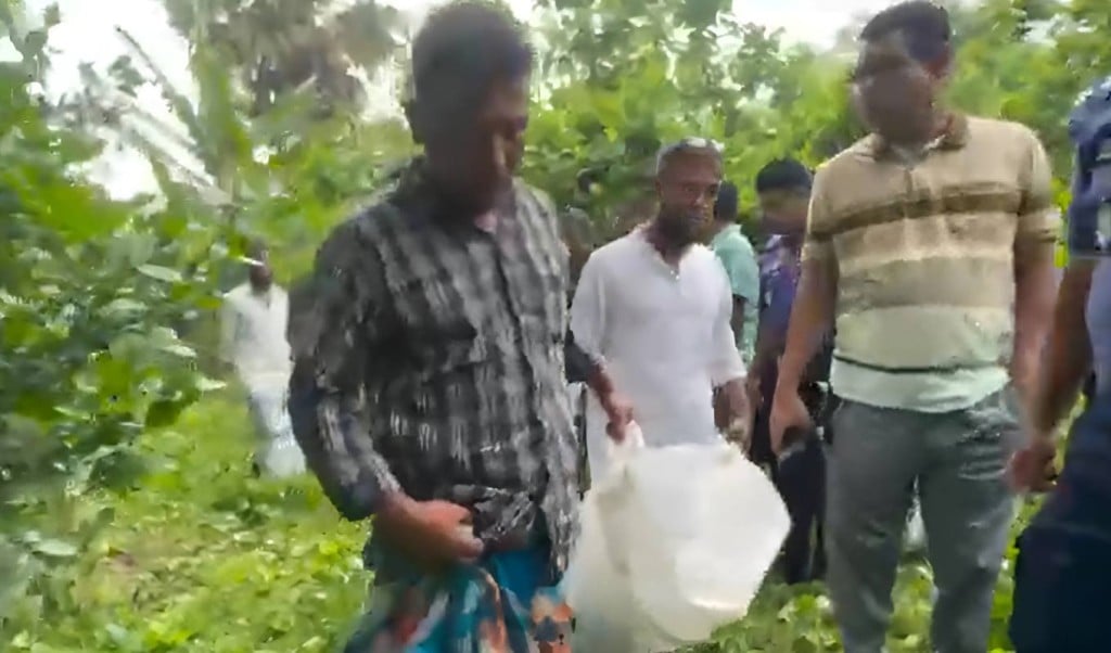 মুন্সিগঞ্জের নিখোঁজের দুইদিন পর স্কুলশিক্ষার্থীর মরদেহ উদ্ধার প্রতিবেশী কিশোর আটক 1748162893 মুন্সিগঞ্জের নিখোঁজের দুইদিন পর স্কুলশিক্ষার্থীর মরদেহ উদ্ধার, প্রতিবেশী কিশোর আটক