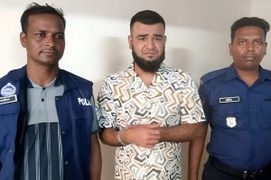 মুন্সীগঞ্জে স্ত্রীকে হত্যা করে থানায় আত্মসমর্পণ করলেন স্বামী