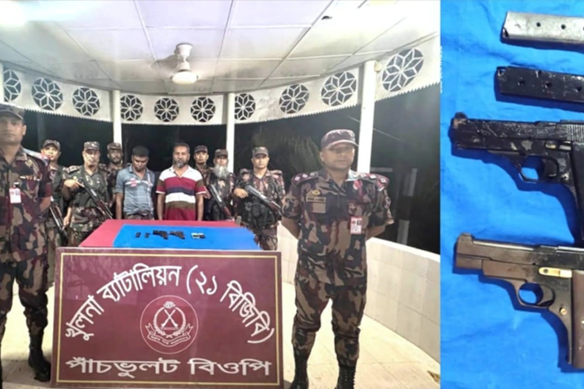 যশোর সীমান্তে অস্ত্রসহ আটক ২