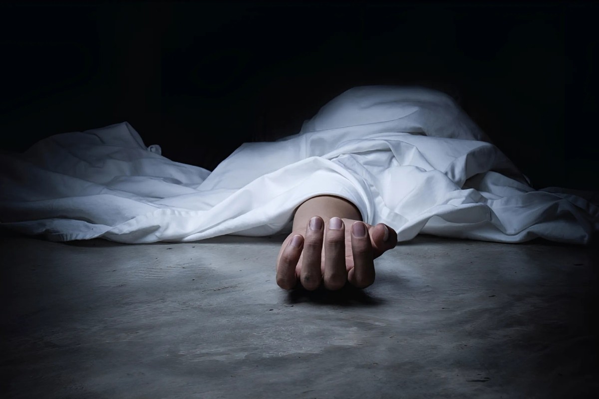 রাজধানীতে কিশোরীর আত্মহত্যা