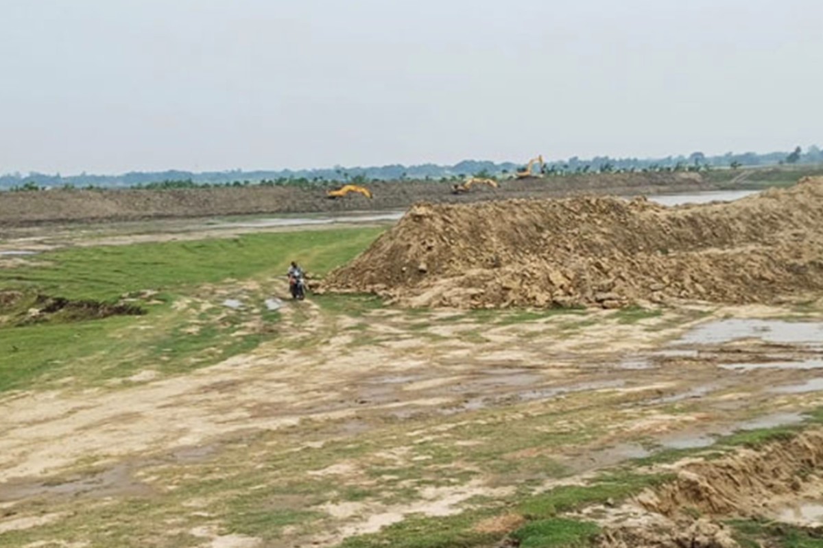 অস্ত্রের মুখে হিন্দুদের জমি দখল ও মারধর, অভিযোগ বিএনপি নেতার বিরুদ্ধে