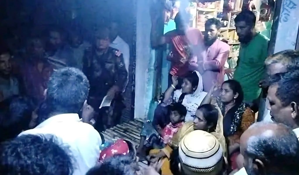 লালমনিরহাট সীমান্ত দিয়ে ১১ জনকে পুশইন করলো বিএসএফ 1747893298 লালমনিরহাট সীমান্ত দিয়ে ১১ জনকে পুশইন করলো বিএসএফ