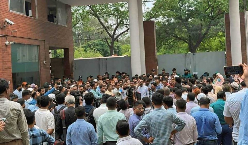 সচিবালয় 1748235096 আজও সচিবালয়ে বিক্ষোভ সমাবেশ করবেন কর্মচারীরা