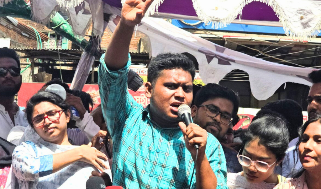 সচিবালয়ে বিক্ষোভকারীদের হুঁশিয়ার করলেন হাসনাত আবদুল্লাহ 1748256942 সচিবালয়ে বিক্ষোভকারীদের হুঁশিয়ার করলেন হাসনাত আবদুল্লাহ