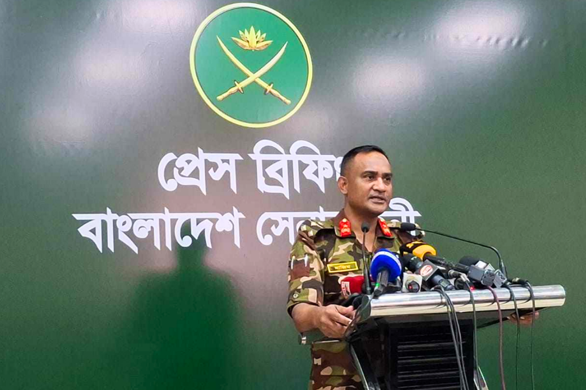 সরকার ও সেনাবাহিনী পরস্পর বিরোধী নয়, একসঙ্গে কাজ করছে: সেনা সদর