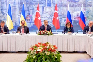 প্রথমবারের মতো সরাসরি শান্তি আলোচনায় রাশিয়া-ইউক্রেন