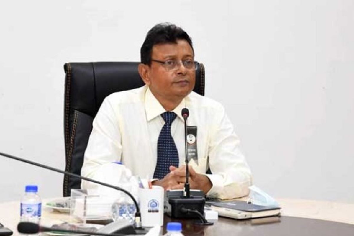 সাবেক সিআইডি প্রধানসহ ছয়জনের দেশত্যাগে নিষেধাজ্ঞা
