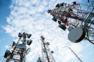 সারাদেশে টেলিকম সেবায় বিপর্যয়, ৫ হাজারের বেশি সাইট ডাউন