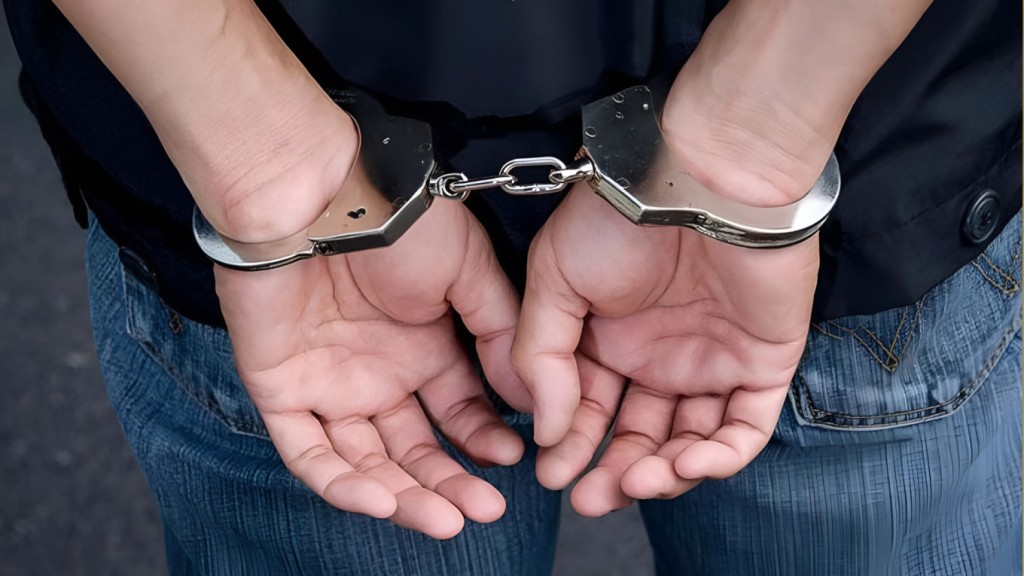 সারাদেশে পুলিশের বিশেষ অভিযানে গ্রেপ্তার ১৪১৫ 1747753221 ২৪ ঘণ্টায় বিশেষ অভিযানে গ্রেপ্তার ১৬০৫